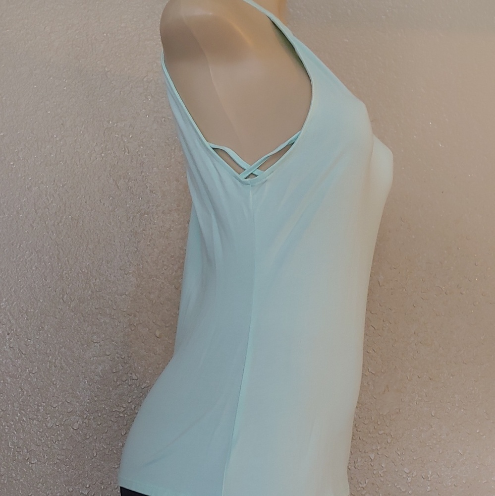 Tanktop - Picture 2 of 3